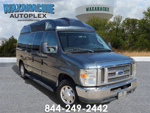 Used 2012 Ford E-150 and Econoline 150 XLT image 1