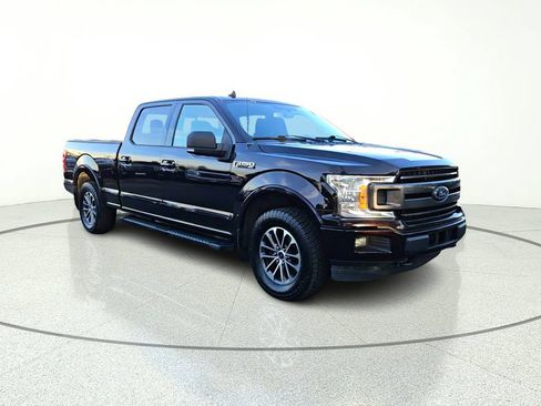 Used 2018 Ford F150 XLT w/ Equipment Group 302A Luxury AWD/4WD image 2