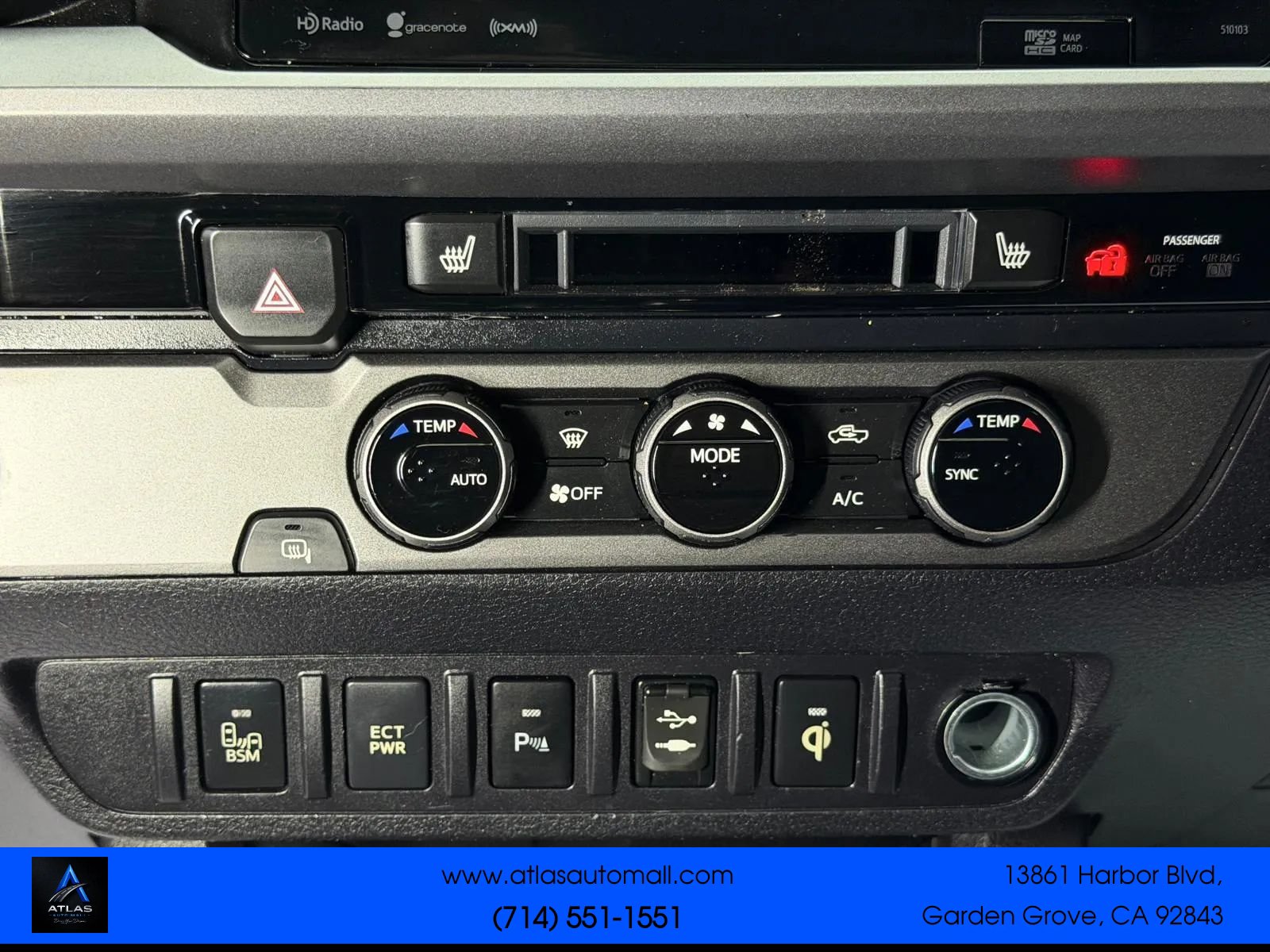 Used 2016 Toyota Tacoma TRD Off-Road w/ Premium & Technology Package RWD image 31