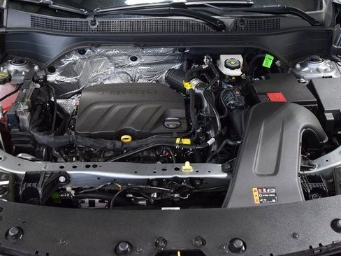 New 2026 Chevrolet Trax RS w/ Sunroof Package image 28