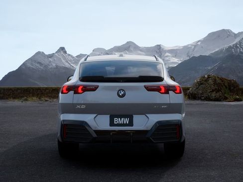 New 2026 BMW X2 xDrive28i w/ Technology Package AWD/4WD image 28