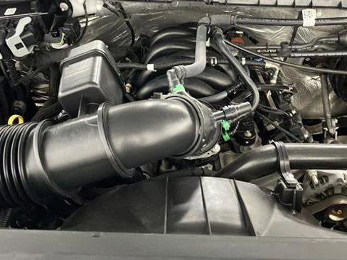 Used 2024 Ford F250 XL w/ XL Chrome Package image 25