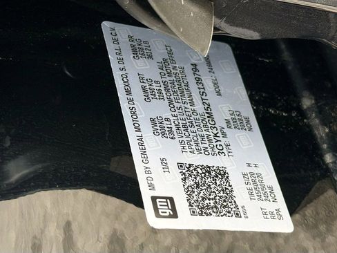 New 2026 Cadillac Optiq Sport 2 image 34