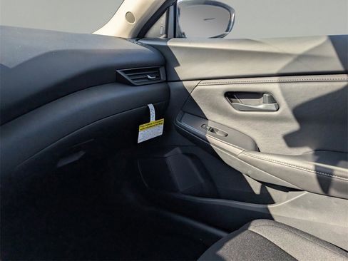 New 2025 Nissan Sentra S image 29