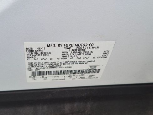 Used 2016 Ford Explorer XLT w/ Equipment Group 202A AWD/4WD image 19