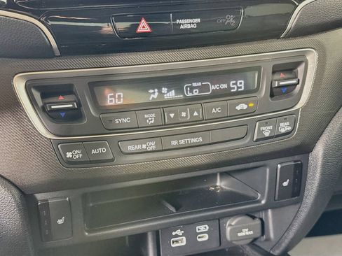 Used 2025 Honda Ridgeline TrailSport image 21