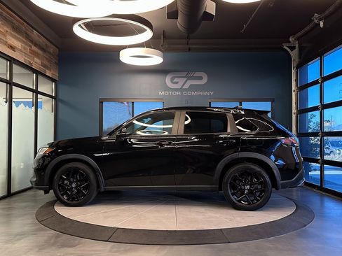 Used 2024 Honda HR-V Sport image 6