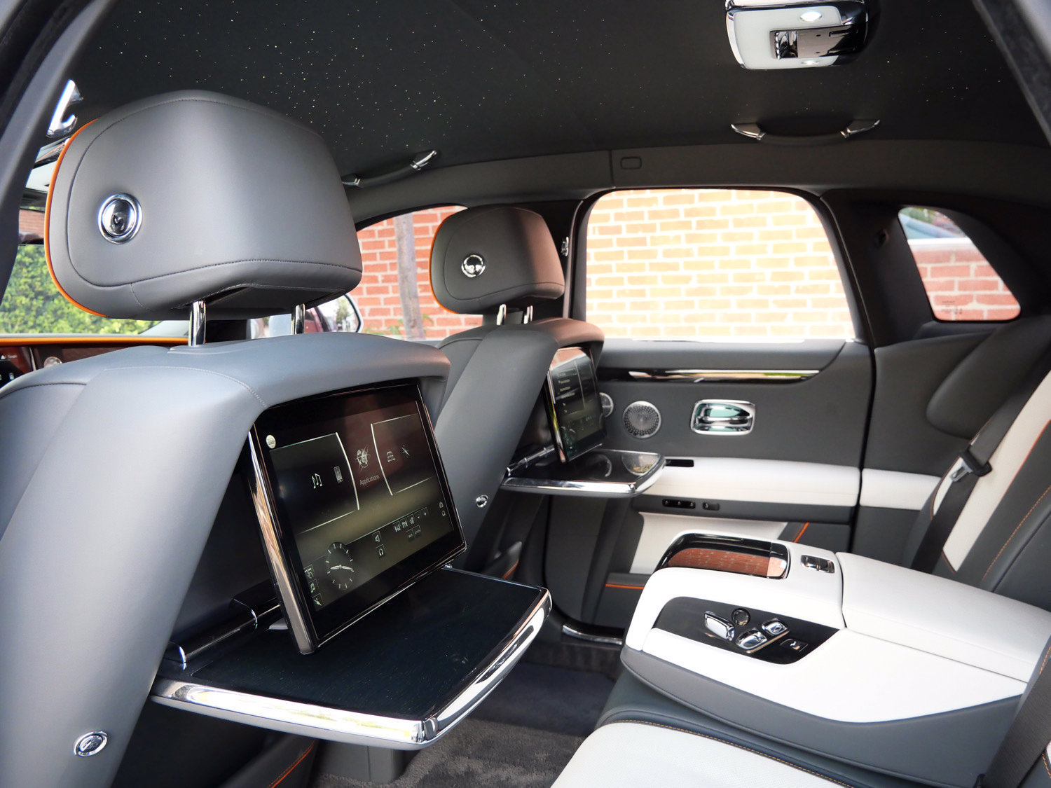 Used 2021 Rolls-Royce Ghost AWD/4WD image 36