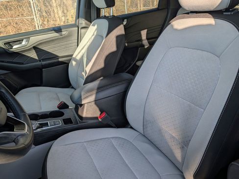 Used 2023 Ford Escape Active w/ Tech Pack #2 image 19