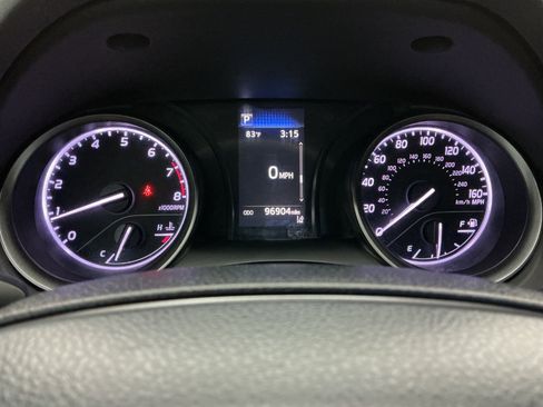 Used 2021 Toyota Camry SE FWD image 26