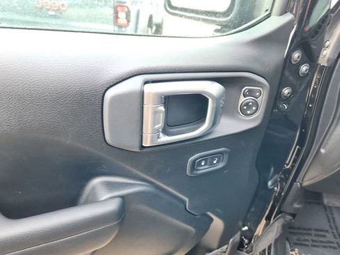 New 2026 Jeep Gladiator Mojave AWD/4WD image 11