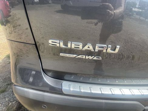 Used 2020 Subaru Ascent Limited w/ Popular Package #3 AWD/4WD image 6