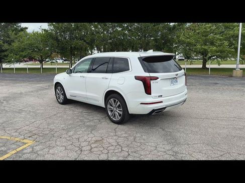 Certified 2023 Cadillac XT6 Premium Luxury AWD/4WD image 34