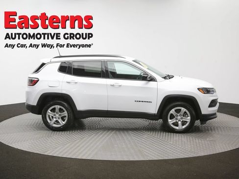 Used 2024 Jeep Compass Latitude AWD/4WD image 45