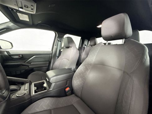 Certified 2025 Toyota Tacoma SR5 image 3