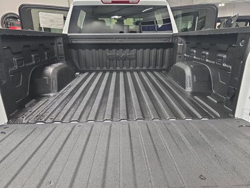 New 2026 GMC Sierra 1500 Elevation AWD/4WD image 12