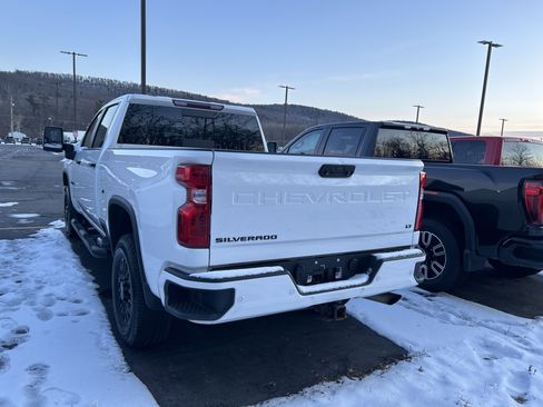 Used 2022 Chevrolet Silverado 2500 LT w/ Z71 Sport Edition image 6