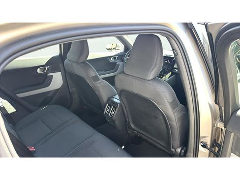 Used 2024 Polestar Polestar 2 RWD image 17