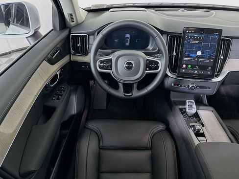 New 2025 Volvo XC90 T8 Ultra w/ Protection Package Premier image 21