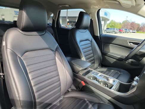 Used 2023 Ford Edge SEL image 20