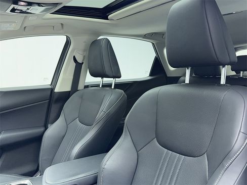 Used 2023 Lexus NX 250 250 Premium NAV,CAM,SUNROOF,CL w/ Towing Package (2000 Lbs) image 33