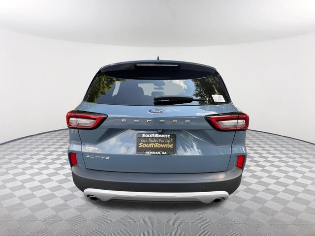 Used 2024 Ford Escape Active w/ Cold Weather Package FWD image 6