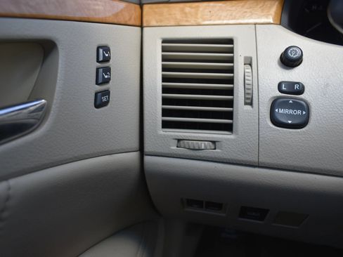 Used 2006 Toyota Avalon XL FWD image 18