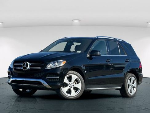 Used 2016 Mercedes-Benz GLE 300d 4MATIC image 2