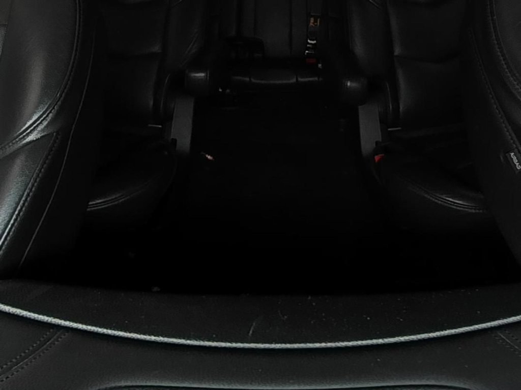 Used 2017 Cadillac Escalade Luxury AWD/4WD image 13