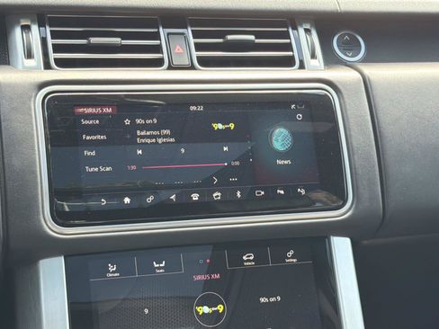Used 2019 Land Rover Range Rover Supercharged AWD/4WD image 10