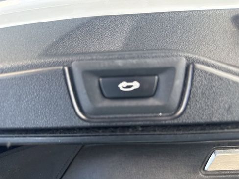 Used 2019 BMW X5 xDrive40i w/ M Sport Package image 53