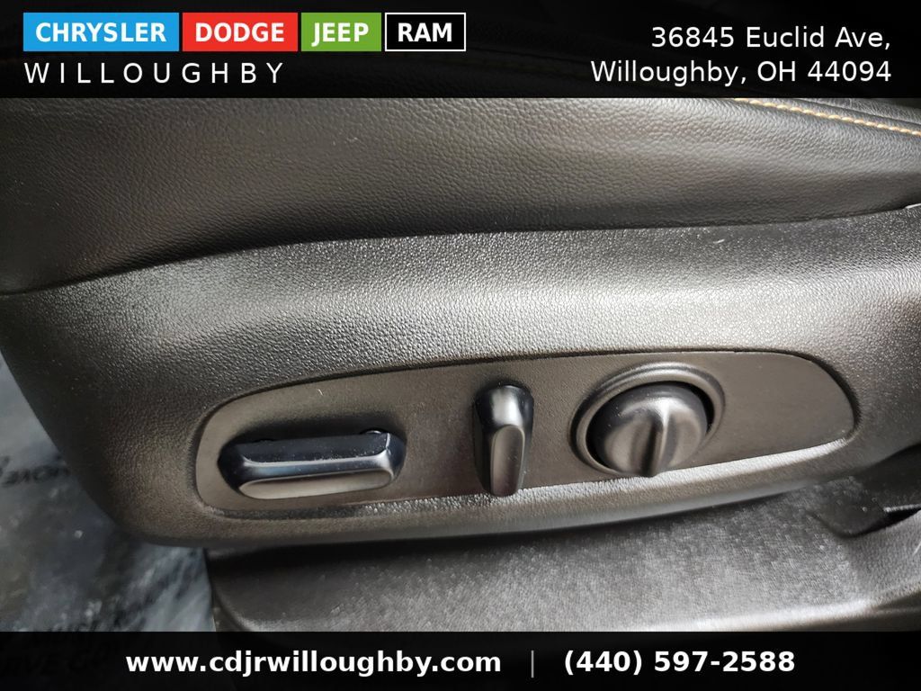 Used 2019 Chevrolet Traverse RS w/ LPO, Floor Liner Package AWD/4WD image 16