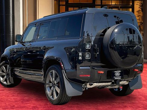 New 2026 Land Rover Defender 110 X AWD/4WD image 4