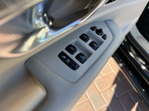 Used 2017 Volvo S90 T5 Inscription w/ Vision Package image 15