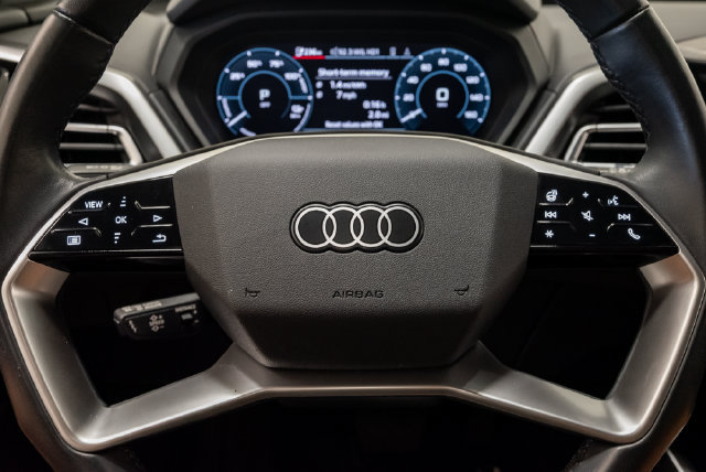 Used 2023 Audi Q4 e-tron Premium Plus w/ Premium Plus AWD/4WD image 11