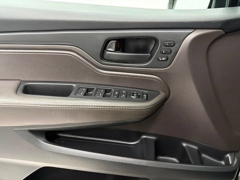 Used 2018 Honda Odyssey EX-L image 20