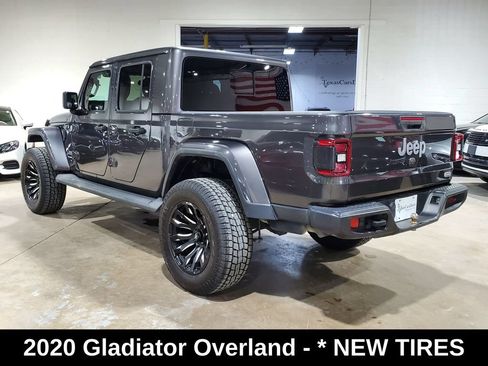 Used 2020 Jeep Gladiator Overland w/ LED Lighting Group AWD/4WD image 11