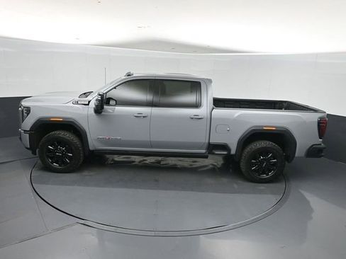 Used 2024 GMC Sierra 2500 AT4 w/ AT4 Premium Plus Package AWD/4WD image 34