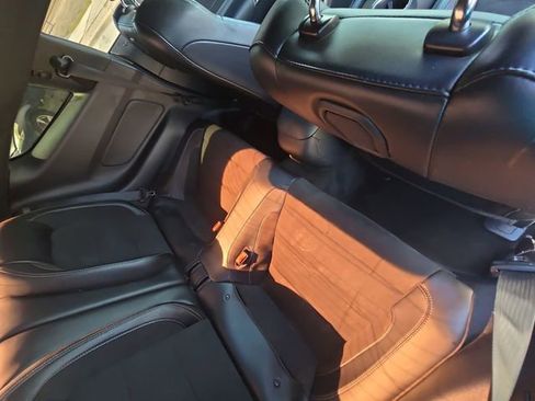 Used 2016 Ford Mustang Shelby GT350 w/ Technology Package image 11