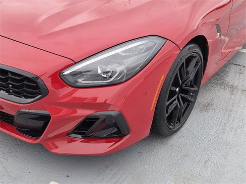Used 2024 BMW Z4 sDrive30i w/ Premium Package image 10