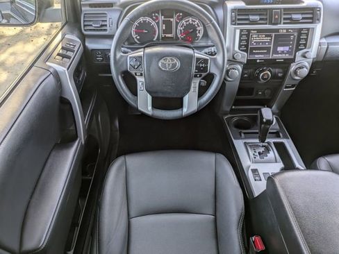 Used 2022 Toyota 4Runner TRD Sport image 12