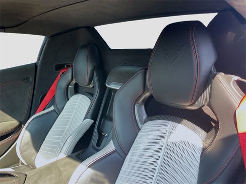 Used 2023 Chevrolet Corvette Stingray Premium Conv image 13