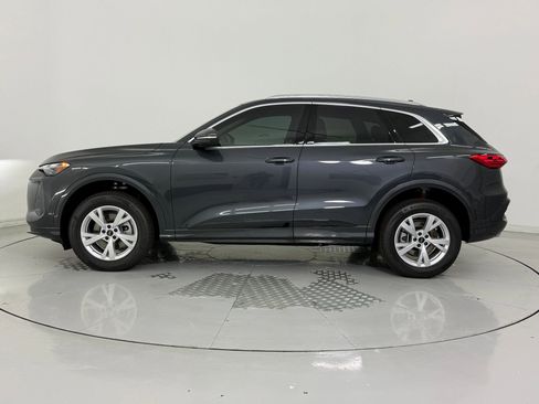 New 2025 Audi Q5 Premium image 2