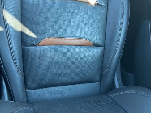 Used 2024 GMC Sierra 2500 AT4 w/ AT4 Premium Plus Package image 12