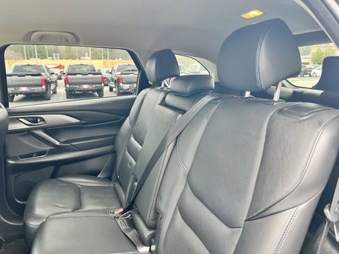 Used 2018 MAZDA CX-9 Touring image 18
