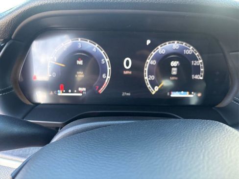 New 2026 Jeep Grand Cherokee Limited AWD/4WD image 13