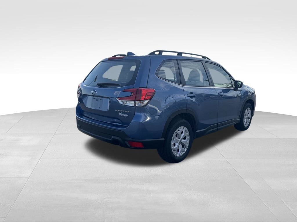 Used 2023 Subaru Forester Limited AWD/4WD image 3