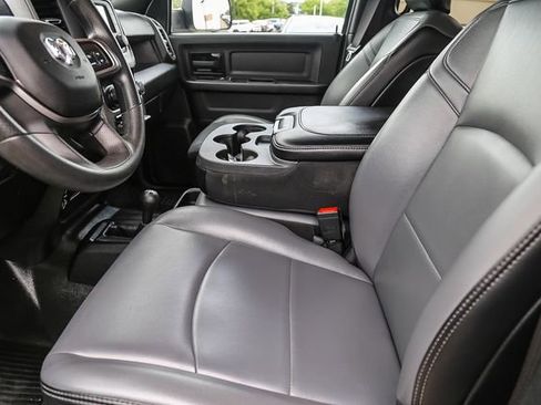 Used 2021 RAM 2500 Tradesman w/ Chrome Appearance Group AWD/4WD image 19