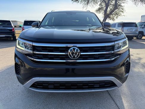 Used 2021 Volkswagen Atlas SE image 2