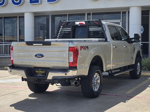 Certified 2018 Ford F250 XLT w/ XLT Premium Package AWD/4WD image 4